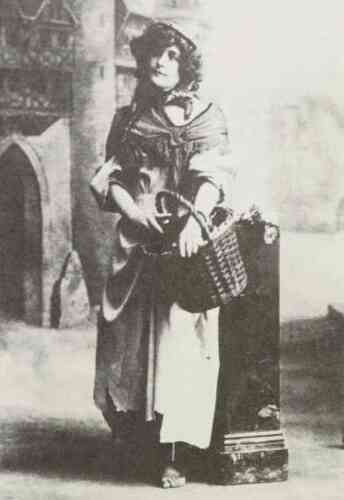 Nell Gwynne photo