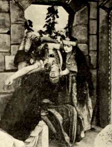 Cleopatra scene