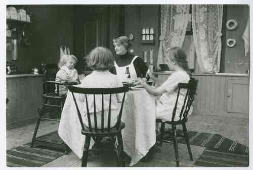 Ingeborg Holm photo
