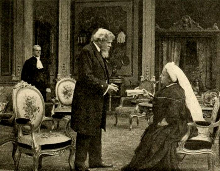 Sixty Years a Queen scene