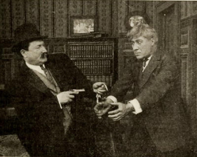 The $5, 000, 000 Counterfeiting Plot scene