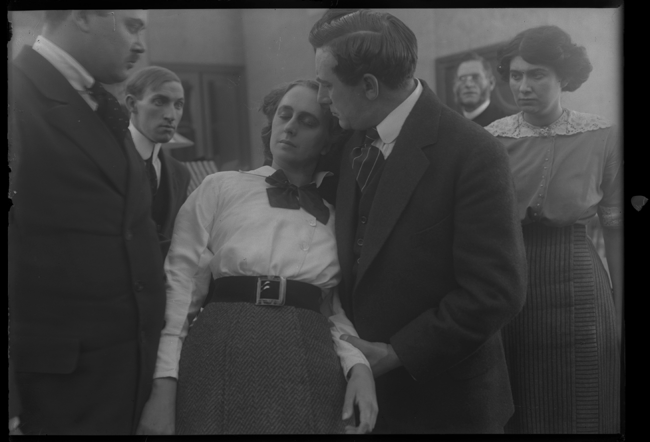 För sin kärleks skull scene 2