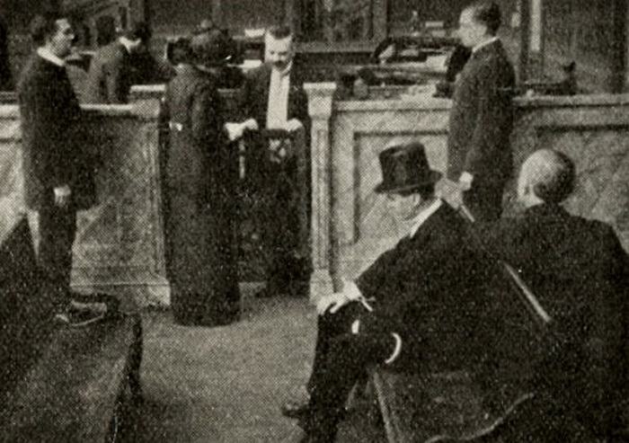 The Lion and the Mouse scene