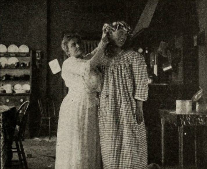 Mrs. Black Is Back scene