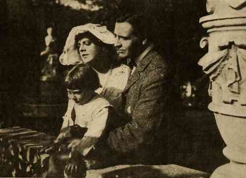 The Nightingale photo