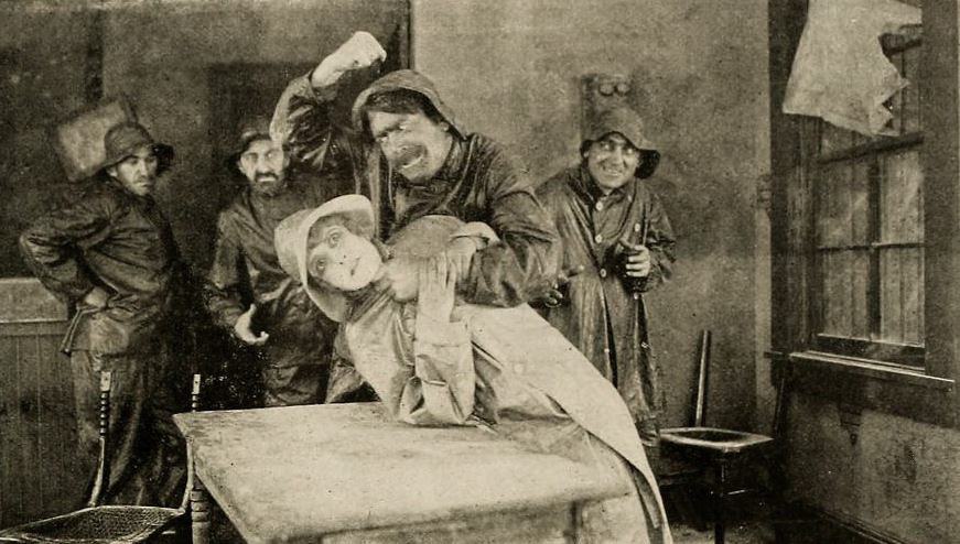The Perils of Pauline scene