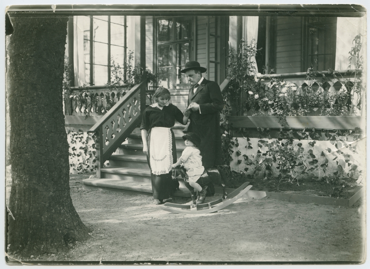 Saints and Sorrows scene