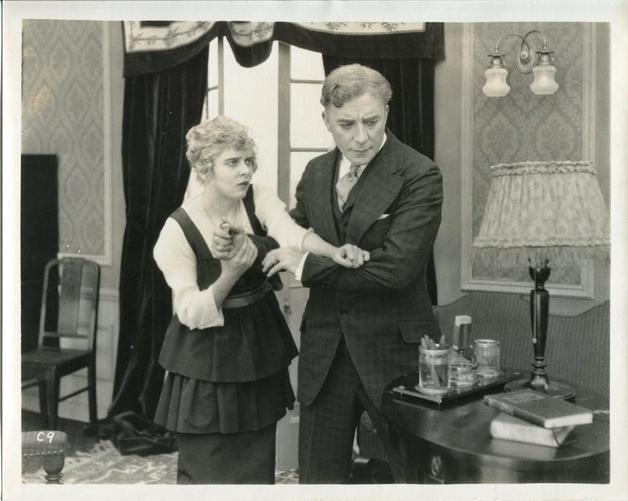 The Clue scene 2