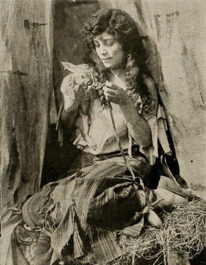Mignon scene