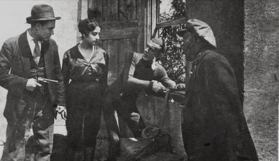 Los misterios de Barcelona scene 2