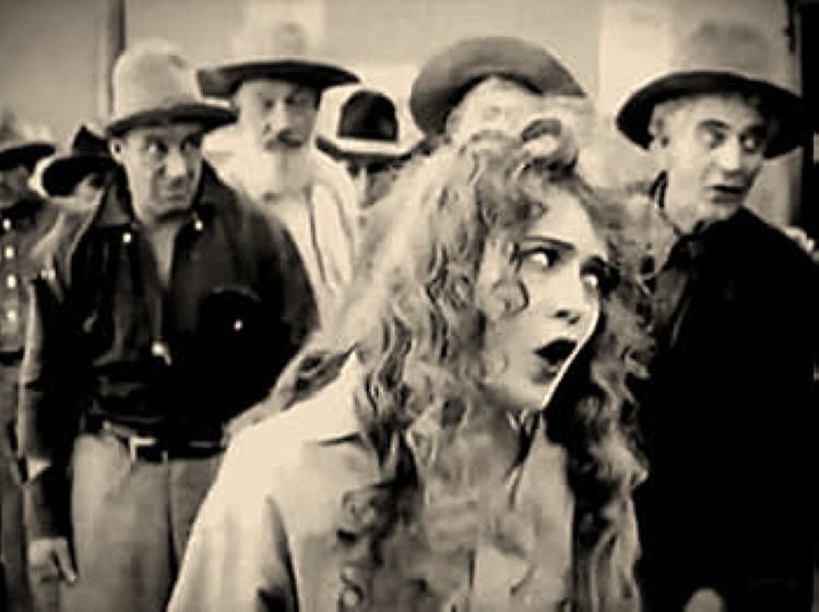 Rags scene