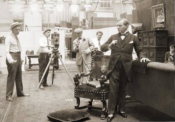 The Chattel scene