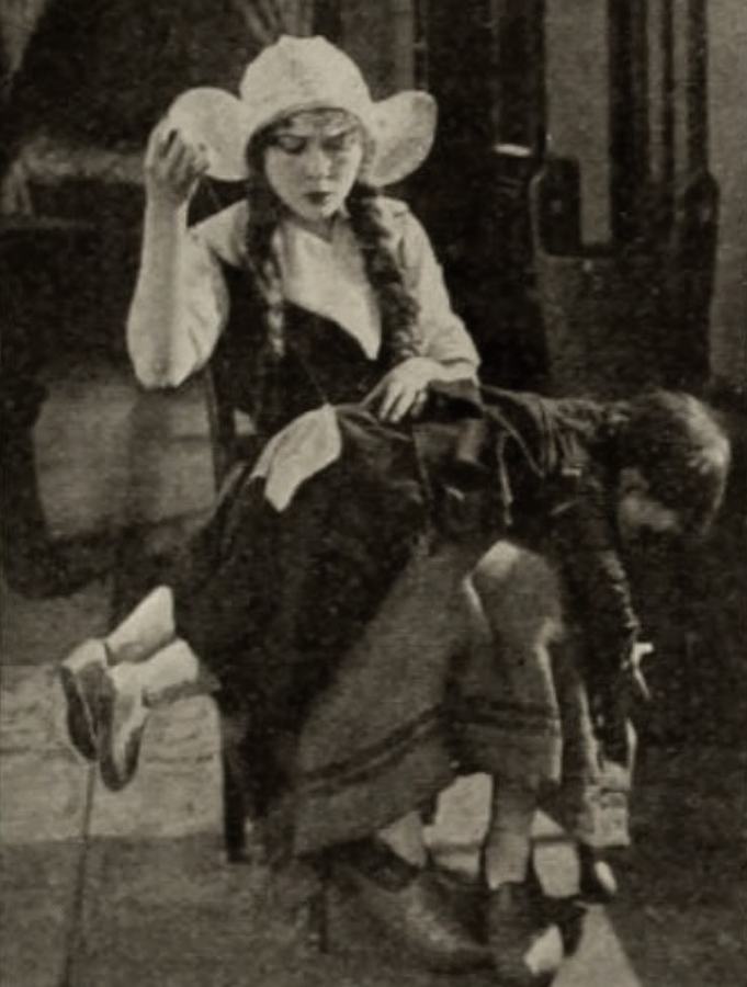 Hulda from Holland scene