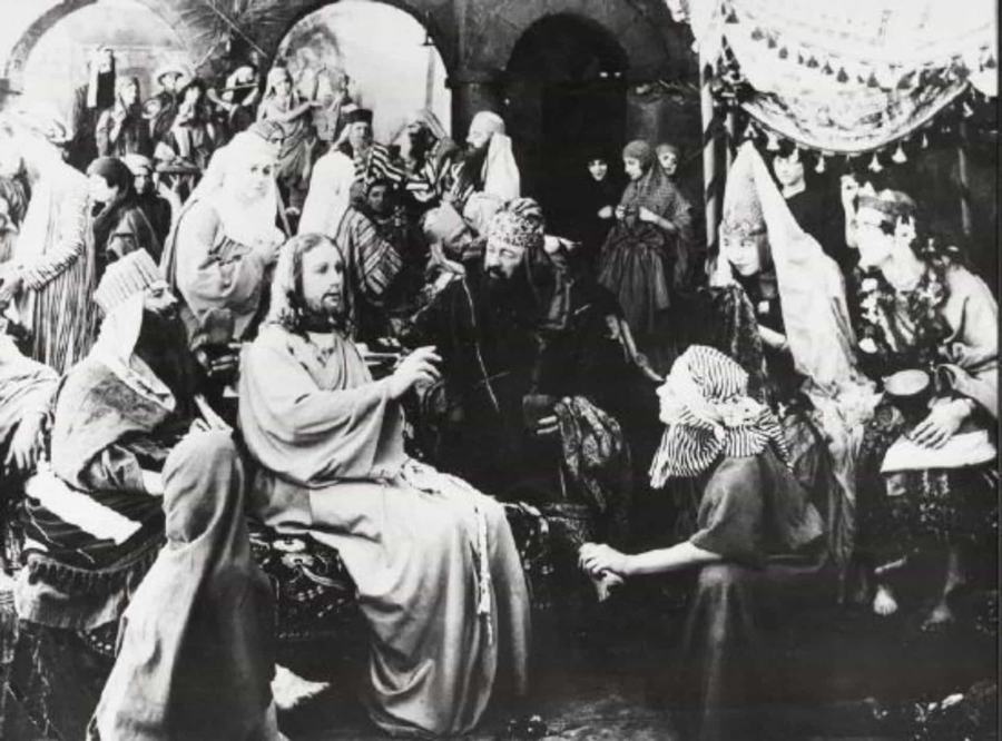 Intolerance scene