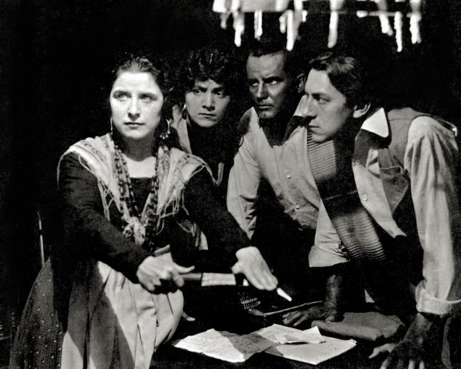 Maria Rosa scene
