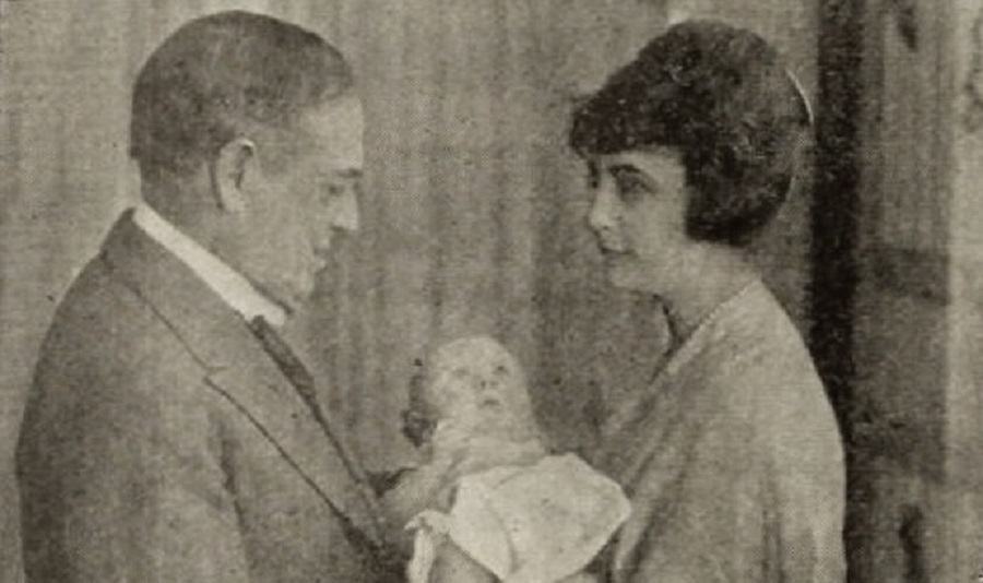 The Marriage Bond scene