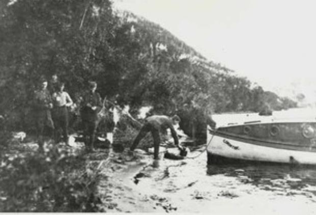 The Mutiny of the Bounty scene