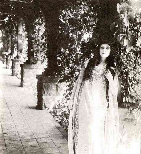 Romeo and Juliet photo