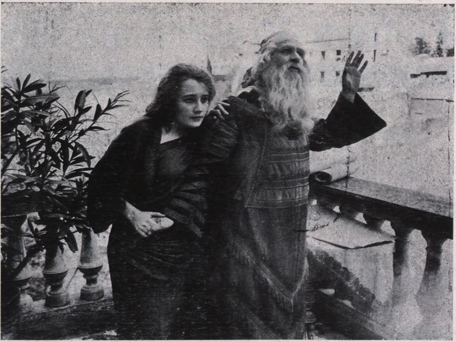 Szulamit scene