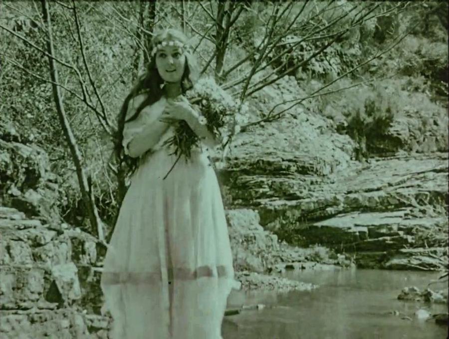 Suzanne scene