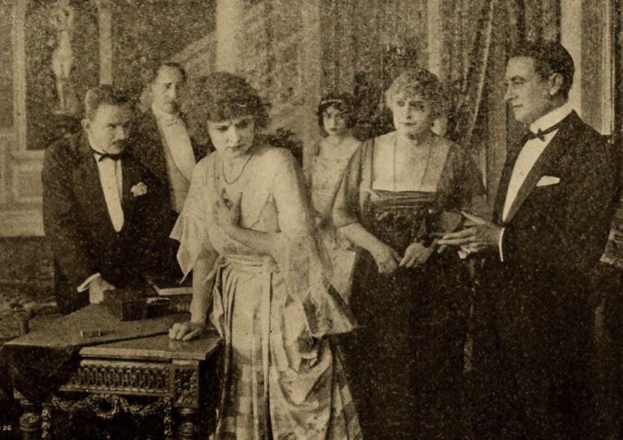 Under Cover scene