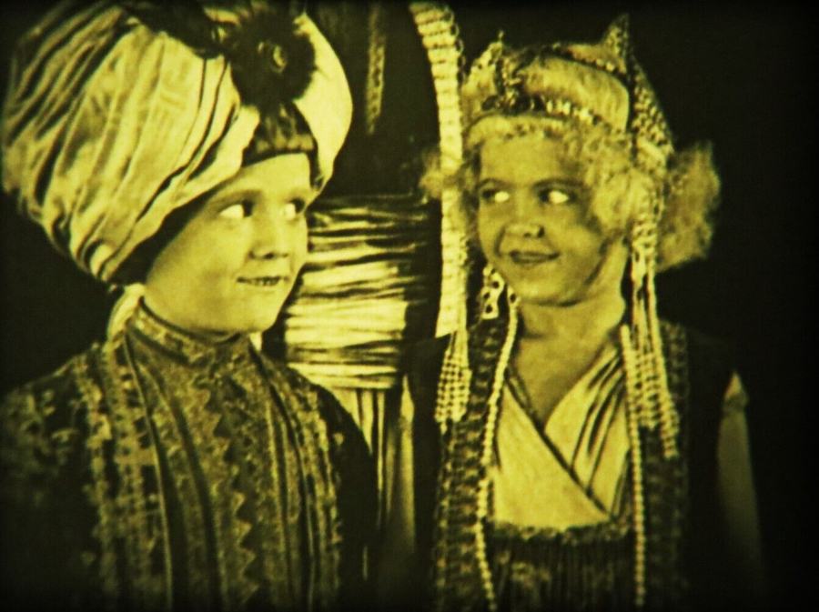 Aladdin and the Wonderful Lamp photo