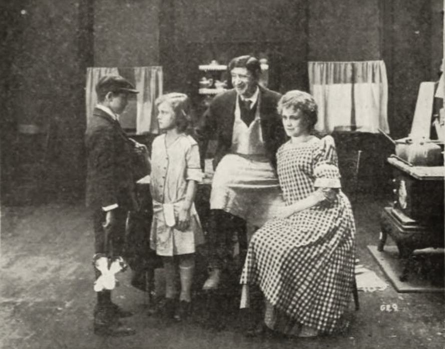 The Corner Grocer scene
