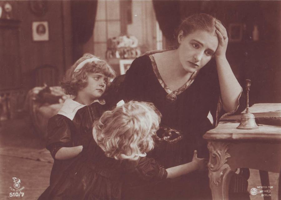 Die Faust des Riesen scene