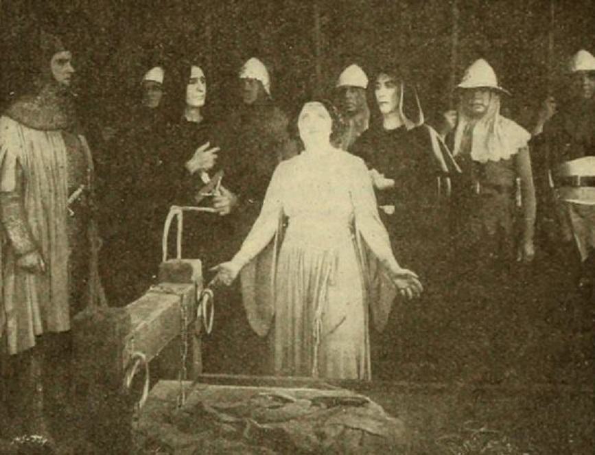 Joan the Woman scene
