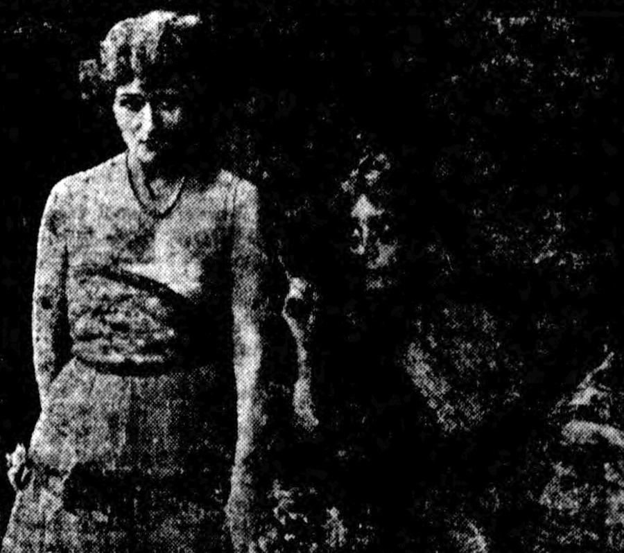 Miss Robinson Crusoe scene