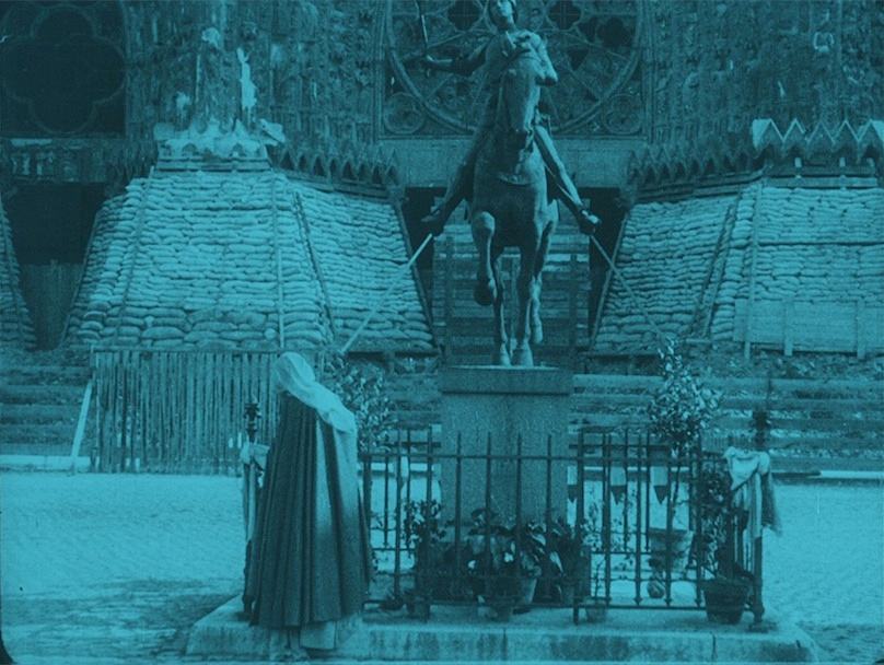 Mothers of France scene