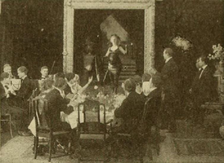 Nina, the Flower Girl scene