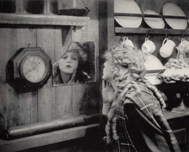 The Pride of the Clan scene