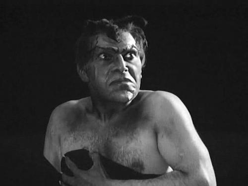 Satana likuyushchiy scene