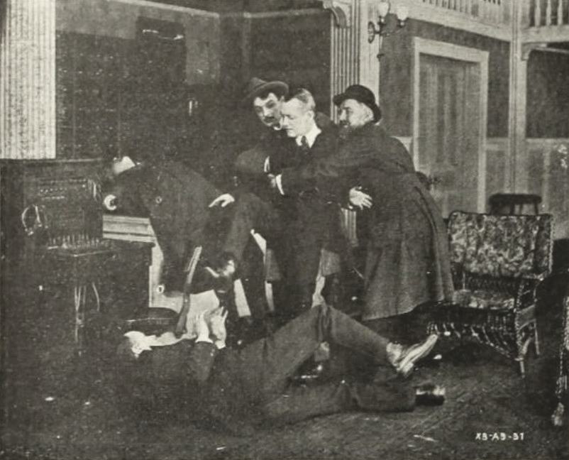 Seven Keys to Baldpate scene