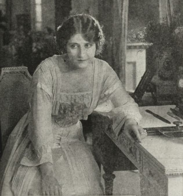 Shirley Kaye photo