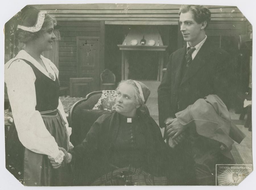 The Girl from the Marsh Croft scene