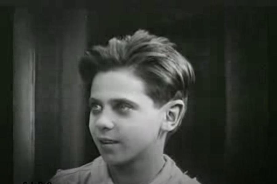 Young Mother Hubbard photo