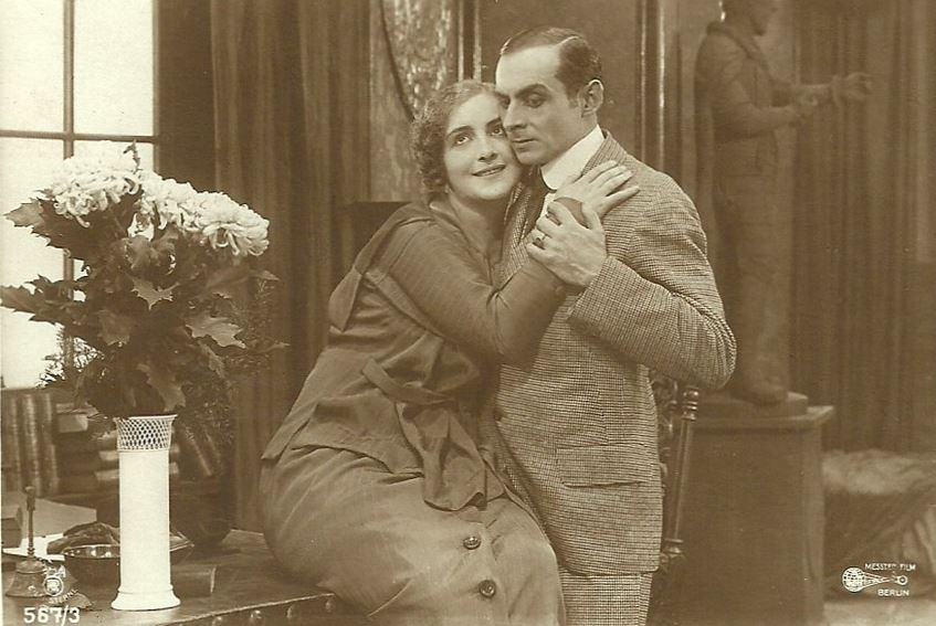 Die blaue Laterne scene