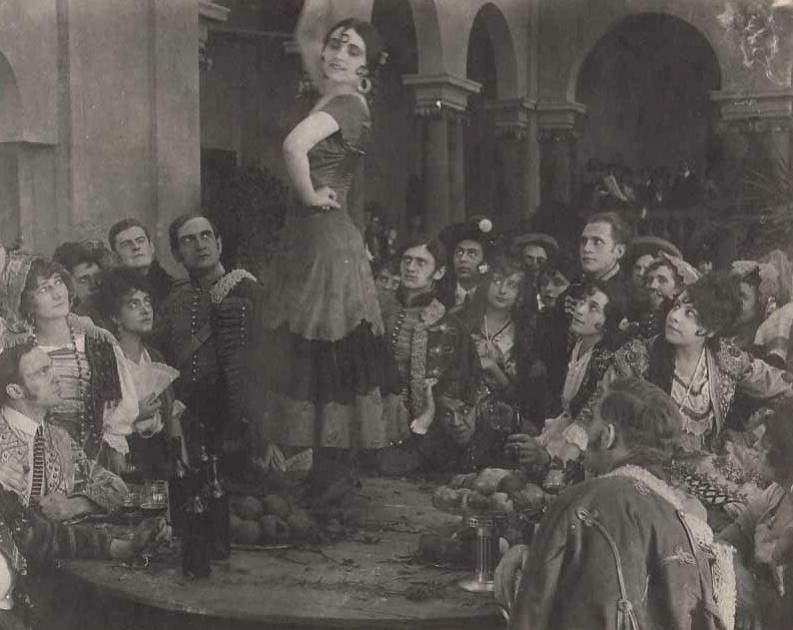 Carmen scene