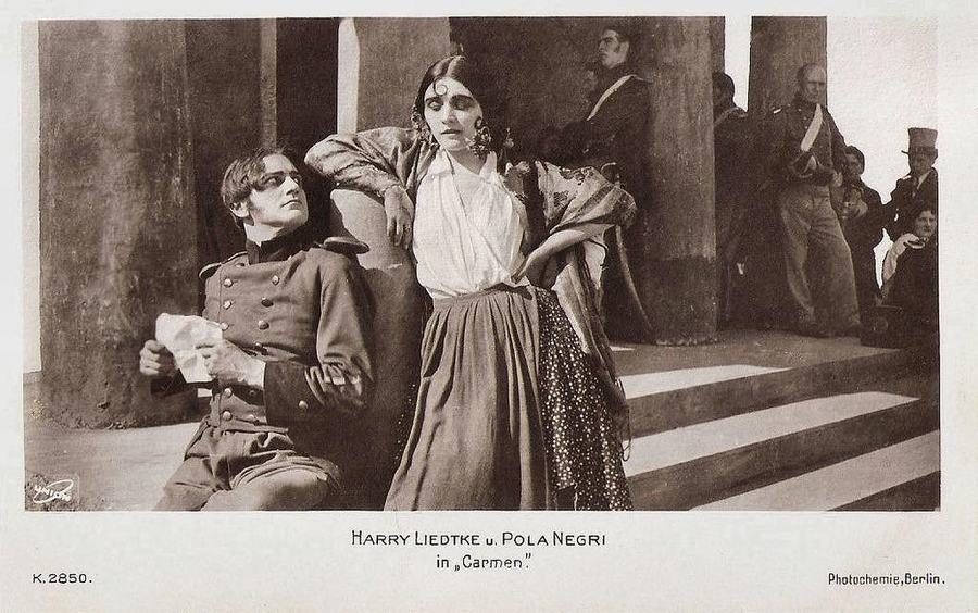 Carmen scene