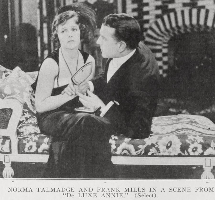De Luxe Annie scene