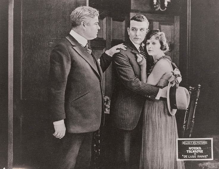 De Luxe Annie scene
