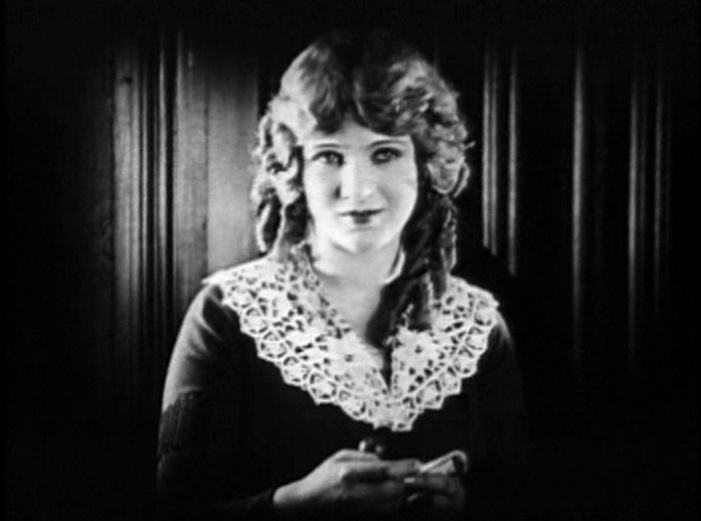 The Eyes of Julia Deep scene