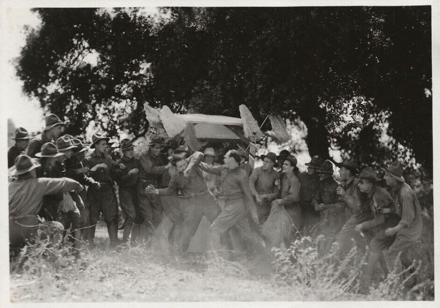 Johanna Enlists photo