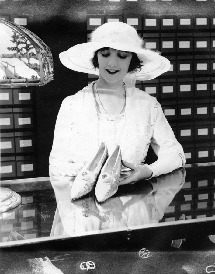Mrs. Leffingwell's Boots scene