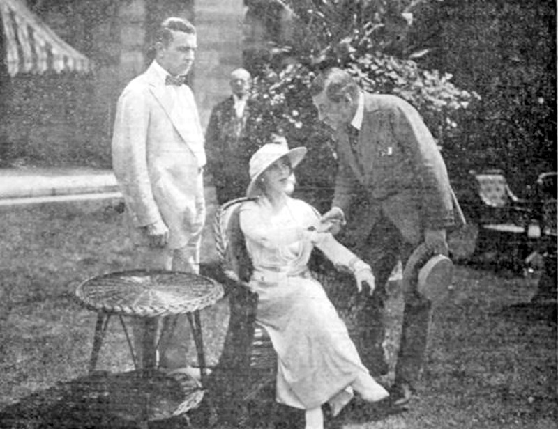 The Silent Woman scene