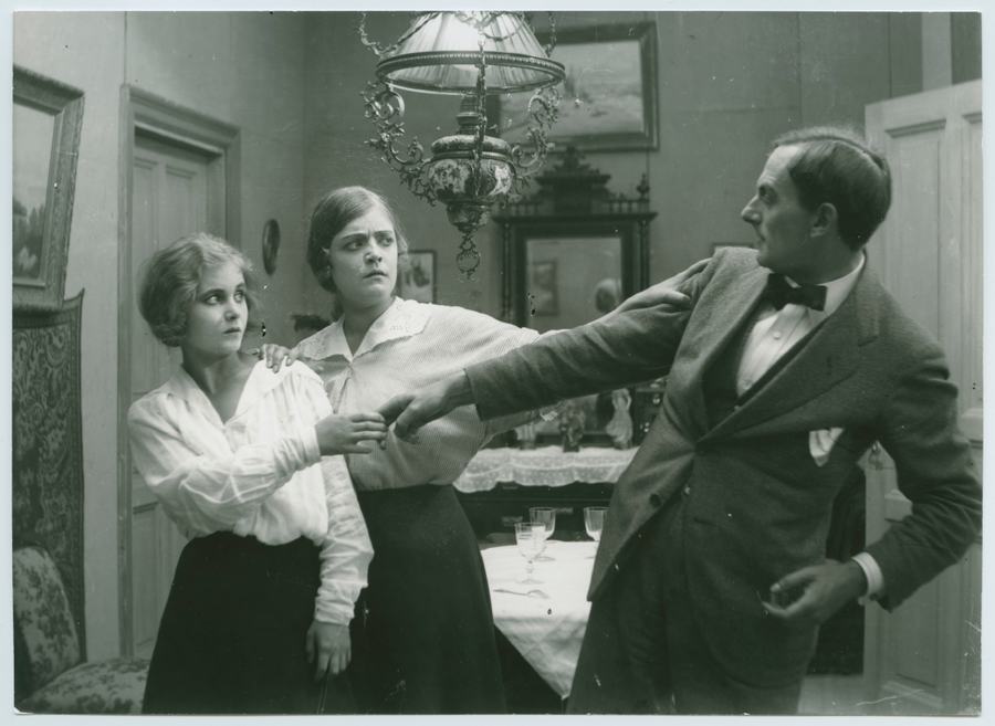 Storstadsfaror scene