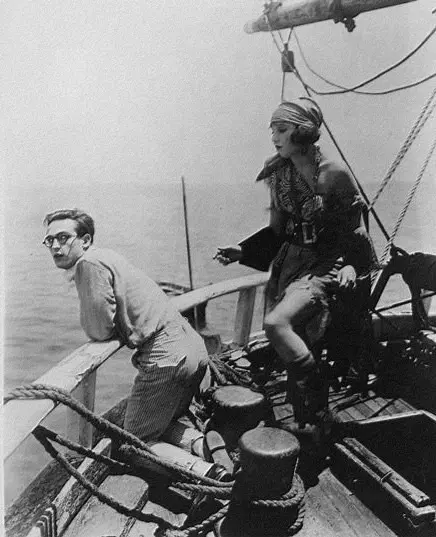 Captain Kidd's Kids scene