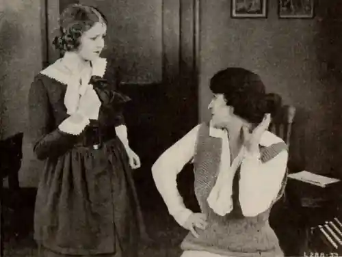 The Home Town Girl scene